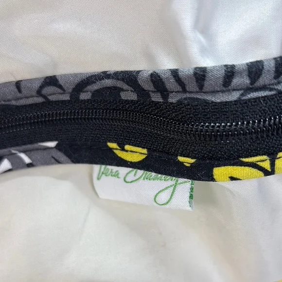 Vera Bradley Baroque Round Cosmetic Bag Travel Case Black Yellow - Picture 5 of 15